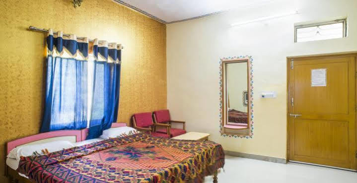 Hotel Prem Villas Pushkar Bagian luar foto